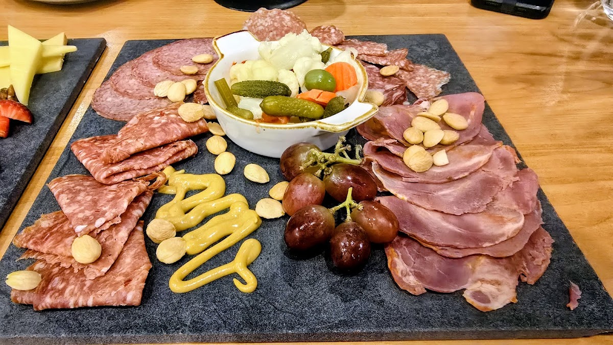 Stink Cheese-Meat And El Tufo Wine Bar-4